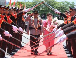 Renwarin Disambut Secara Adat Usai Dilantik Kapolri Sebagai Kapolda Papua, Simbol Harmoni dan Dukungan