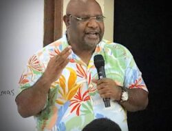 Pendeta Dorman Wandikbo Sebut Ada 67.000 Pengungsi Orang Asli Papua Masih Tinggal di Hutan