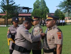 Kapolres Jayapura Umar Nasatekay Pimpin Upacara Serah Terima Jabatan Kapolsek Kaureh dan Nimboran