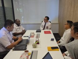 Diskominfo Kabupaten Jayapura dan OJK Sepakat Lindungi Masyarakat dari Judol dan Pinjol