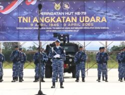 Keluarga Besar Lanud Yohanis Kapiyau Timika Gelar Upacara Peringatan HUT ke-79 TNI Angkatan Udara