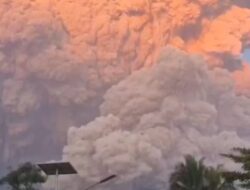 Gunung Lewotobi Laki-laki di Flores Timur Status Siaga: Erupsi Dahsyat Setinggi 10.000 Meter