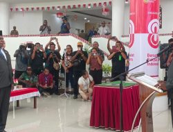 Abraham Kateyau Penjabat Sekda Mimika, Bupati John Rettob: Ini Baru Pertama Kali Putra Asli Kamoro