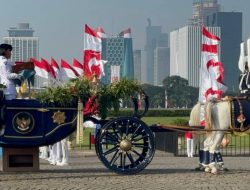 HUT ke-80 Kemerdekaan RI Rombongan Kirab Bendera Bergerak dari Monas ke Istana Merdeka