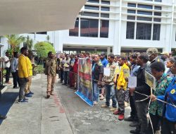 Pengunjuk Rasa Adukan Dugaan Pelanggaran HAM Dalam Operasi Militer Jelang HUT RI di Puncak Jaya
