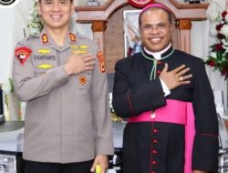 Kapolda Maluku Dadang Hartanto Bertemu Uskup Keuskupan Amboina Seno Ngutra Jalin Silaturahmi