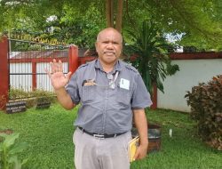 Advokat Papua Yan Warinussy Sarankan Kapolri Bebaskan Cosmas Kadju Gae dari PTDH Polri