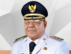 Wakil Bupati Mimika Emanuel Kemong Resmi Bernaung di Bawah Banteng Moncong Putih