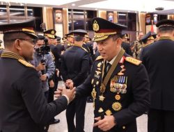 Kapolda Papua Renwarin Terima Tanda Kehormatan Bintang Bhayangkara Pratama dari Presiden