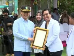 Dokter Spesialis di Kabupaten Mimika Raih Anugerah Tanda Penghargaan dari Menteri Kesehatan RI