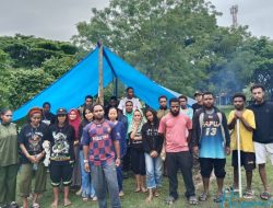 Ratusan Mahasiswa Asal Papua Bertahan di Posko Pengungsian Terdampak Banjir di Pulau Sumatera