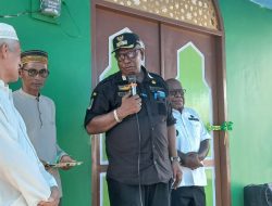 Bupati Mimika John Rettob Kenang Masa Kecil Saat Resmikan Renovasi Masjid Tertua di Mimika Barat