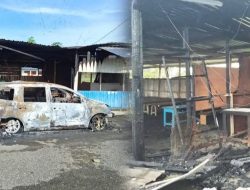 Gedung Sekolah Minggu dan Satu Mobil Diduga Dibakar Orang tak Dikenal di Halaman GKI Dekai