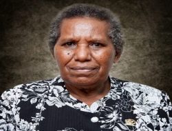 Obituari: Ferdinanda Yatipai Ibo, Saksi Sejarah di Depan Gedung New Guinea Raad
