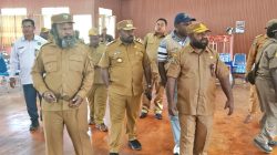 Bupati Tolikara dan Wakil Bupati Tiba di Kanggime, Tinjau Lokasi Acara BPL GIDI dan Kebutuhan Kota