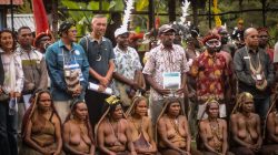 Festival Perdana Sekolah Adat Hugulama di Kampung Yogonima, Kabupaten Jayawijaya Resmi Ditutup