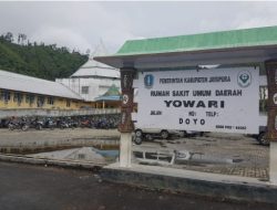 Dokter dan Perawat Rumah Sakit Umum Daerah Yowari Dianiaya Keluarga Pasien