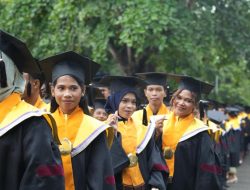 Lulusan Menyentuh 15.804 Orang, Rektor Hugo Sebut Unipa Bertekad Bangun SDM di Timur Indonesia