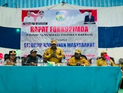 Bupati Yudas Tebai Bersama Forkopimda dan Stakeholder Rakor Atasi Penyakit Sosial di Dogiyai