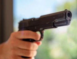 Dua Anggota TNI Gugur dalam Kontak Tembak di Maybrat, Gubernur Kambu: Turut Berbelasungkawa