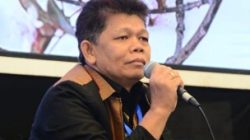 Sikap Kritis Atas Ekses Digital