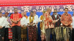 Wali Kota Septinus Lobat Saat Lantik Pengurus IKF: Warga Flobamora Pilar Penting Pembangunan Daerah