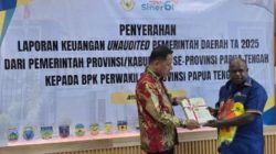 Bupati Dogiyai Menyerahkan Laporan Keuangan Tahun 2025 Kepada BPK Perwakilan Papua Tengah