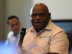 Menteri HAM Natalius Pigai Tolak Tegas Pemolisian Terhadap Jusuf Kalla, Jalan Dialog Lebih Baik