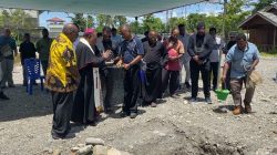 Uskup Timika Mgr Bernardus Baru Pimpin Ibadah Peletakan Batu Pertama Pembangunan Wisma Unio