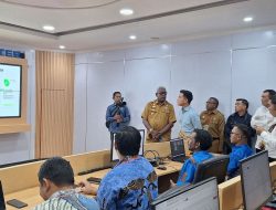 Wakil Presiden Gibran Beri Catatan Penguatan Layanan Aduan Saat Kunjungi Command Center