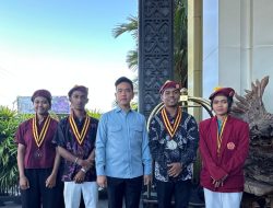 Pengurus PMKRI Timika Bertemu Wakil Presiden Gibran Saat Melakukan Kunjungan Kerja di Mimika