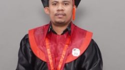Kisah Inspiratif Putra Keluarga Sederhana Meraih Sarjana di Universitas Satya Wiyata Mandala