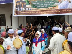 120 Jemaah Calon Haji Kloter Kedua Asal Mimika Dilepas Menuju Tanah Suci dengan Doa dan Air Mata