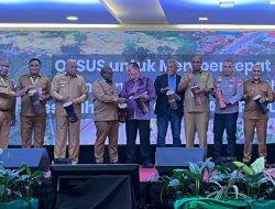 Forum Strategis Otsus Resmi Dibuka, Gubernur Nawipa Ajak Satukan Hati Bangun Tanah Papua
