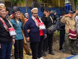 TP PKK dan Dekranasda Mimika Kunjungi Distrik Amar, Suzy Rettob: Kami Datang Melayani Masyarakat