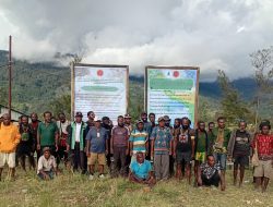 Komandan Operasi Satgas Cartenz Tanyakan Tujuan Pembela HAM Memasang Baliho di Distrik Sinak