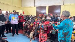Gubernur Papua Pegunungan John Tabo Minta Pengungsi Wouma Rawat Persaudaraan