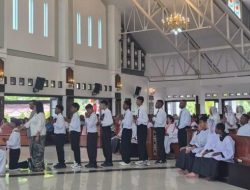 211 Umat Katolik Terima Sakramen Krisma Saat Perayaan Minggu Pentakosta di Katedral Tiga Raja