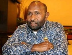 Pagawak Serahkan Bukti Baru Kasus Pemalsuan Tanda Tangan Honorer K2 di Mamberamo Tengah