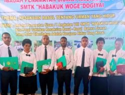 SMTK Habakuk Woge Dogiyai Gelar Prosesi Kelulusan, Pendeta Yakobus Iyai: Saatnya Lanjut Teologi