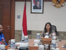 Kementerian Pariwisata Ingatkan Pentingnya Pengelolaan Sampah Selama Festival Danau Sentani