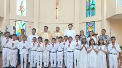 15 Anak Terima Sakramen Komuni Pertama di Gereja Santo Agustinus Paroki Halim Perdanakusuma