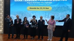 Dalami Masyarakat Adat Lamalera, Mantan Wartawan Alex Aur Raih Doktor di Unika Soegijapranata