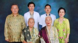 Kisah Inspiratif Putra Batak Aktivis 98 Jonni Hermanto Mengantar Dua Putranya Menjadi Dokter