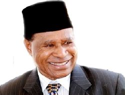 Tokoh Papua MR Kambu Berpulang, Begini Testimoni Eks Penjabat Walikota Jayapura Dr Frans Pekey