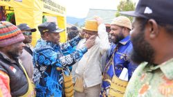 Bupati Tebai Dukung Rencana Dinas Kebudayaan dan Pariwisata Undang Komika Asal Papua Mas Yewen