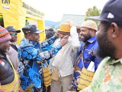 Bupati Tebai Dukung Rencana Dinas Kebudayaan dan Pariwisata Undang Komika Asal Papua Mas Yewen