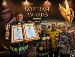 Bupati Mimika dan Kadis Koperasi Raih Koperasi Award, Menteri Juliantono: Award Berpijak Dedikasi