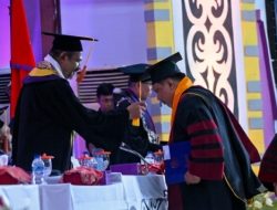 Wisuda 641 Lulusan dan Kukuhkan Guru Besar Baru, Rektor Hugo Warami: Unipa Berperan Strategis