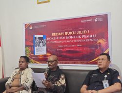 KPU Dogiyai Sukses Gelar Diskusi dan Bedah Buku, Kholil Pasaribu Ajukan Tiga Rekomendasi